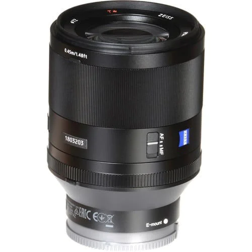 Sony Planar T* FE 50mm f/1.4 ZA Lens in India at lowest Price