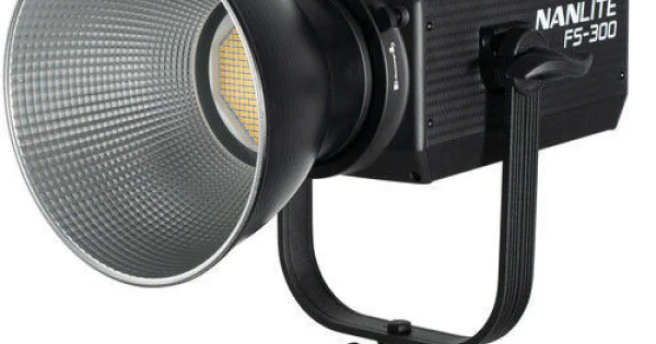 NANLITE ナンライト FS-300　300W　撮影用LEDライト NANLITE FS-300C 撮影用ライト LEDスポットライト 300W RGBライト